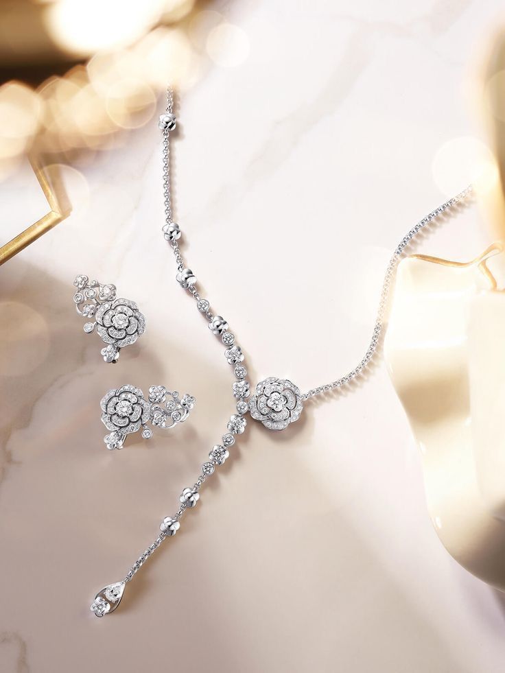 Bộ Sưu Tập Trang Sức Kim Cương Xu Hướng Mới Nhất Năm 2026