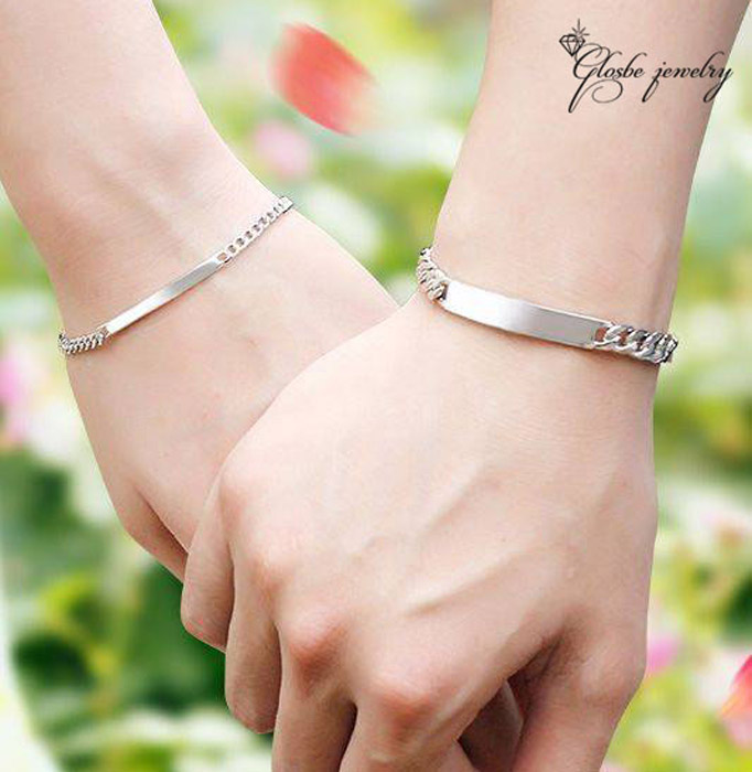 Lắc tay bạc đôi thể hiện tình yêu