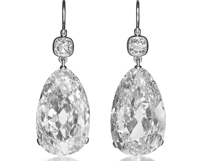 Đôi hoa tai Golconda Diamond Earrings