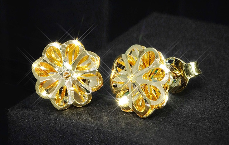 Mẫu bông tai nụ vàng 24K thiết kế đơn giản thanh lịch