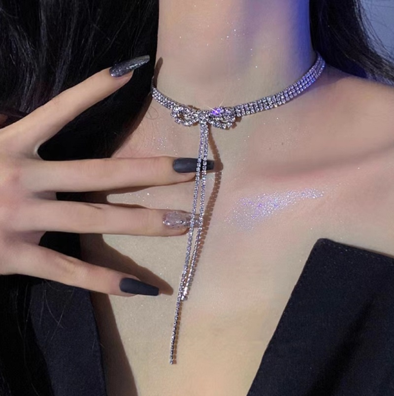 Tìm hiểu các tiêu chí chọn mua dây chuyền kim cương chuẩn đẹp