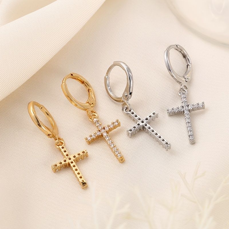 Khuyên tai nam vàng thiết kế hình chữ thập, biểu tượng, mặt chữ