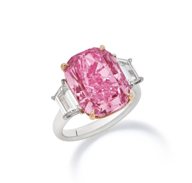 Kim cương hồng The Eternal Pink
