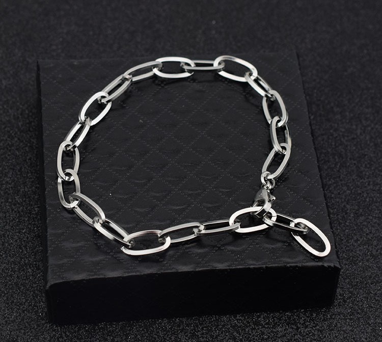 Lắc tay mắt xích oval – Oval Link Bracelet