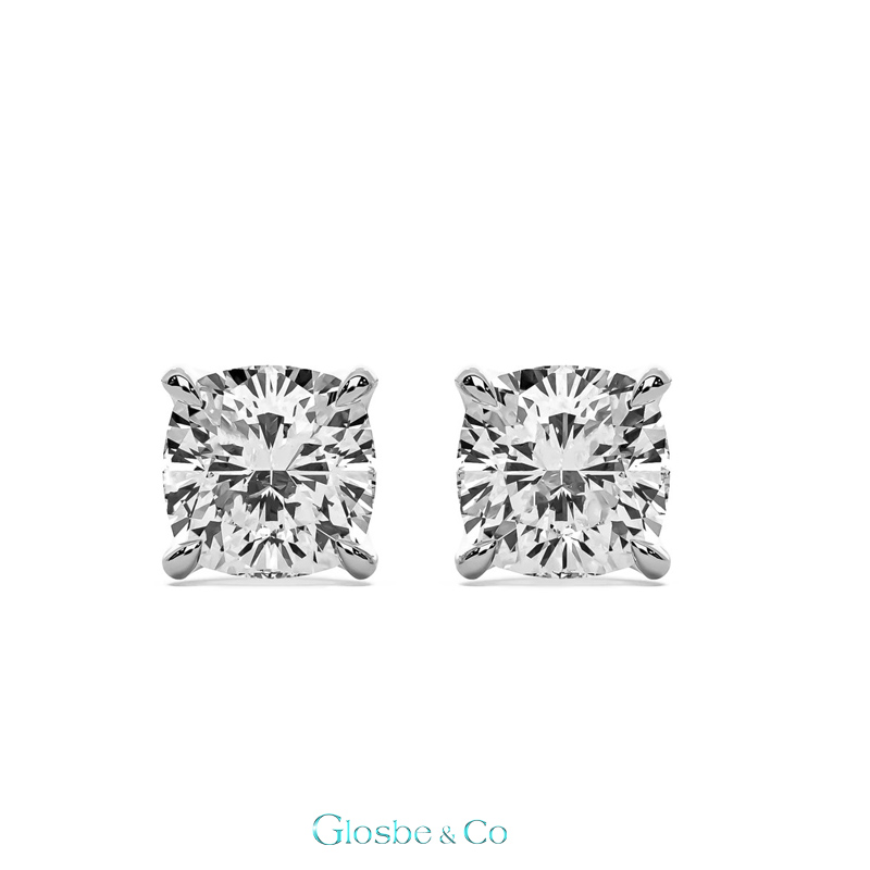 khuyen-tai-moissanite-nam14.jpg